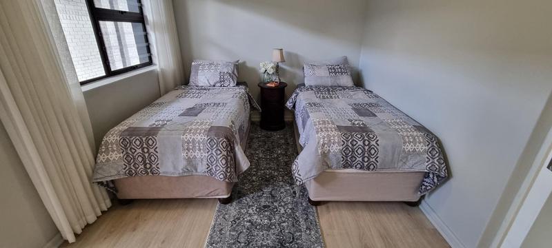 5 Bedroom Property for Sale in Reebok Western Cape